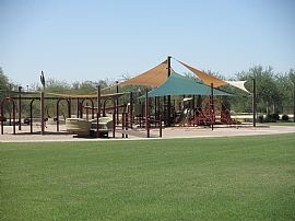 4br/2ba Single Family Luxury House - Aviano Neighborhood in Phoenix, AZ (Photo 4 of 12)