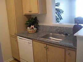 3 Bedroom 2 Bathrooms Near Oswell Rd and Pioneer Dr in Bakersfield, CA (Photo 3 of 6)