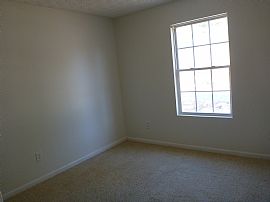 $995 2000ft² - Stop Here-Newly Remodeled 4br+ /2.5ba in Jonesboro, GA (Photo 5 of 12)