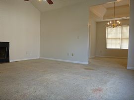 $995 2000ft² - Stop Here-Newly Remodeled 4br+ /2.5ba in Jonesboro, GA (Photo 7 of 12)