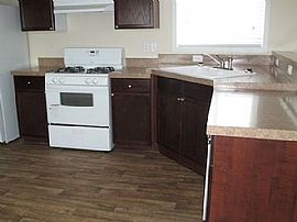 Title: Spacious 3bedroom 2bath Single Family Home in Great   Lo in Saratoga, WY (Photo 9 of 9)