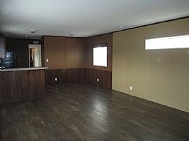 Spacious 3bedroom 2bath Single Family Home in Great Location. in Saratoga, WY (Photo 1 of 8)