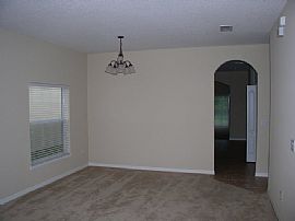 Single Family Home For Rent. in Sanford, FL (Photo 4 of 6)