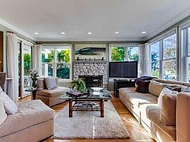 Designer Custom in Solana Beach, CA (Photo 5 of 5)