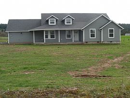 Newer Country Home in Scio, OR