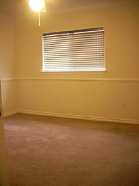 Well Kept Three Bedroom/two Bath Home on Nice Cul-De-Sac in Corpus Christi, TX (Photo 2 of 5)