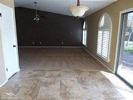 3 Bed 2 Bath New Remodeled in Phoenix, AZ (Photo 4 of 8)