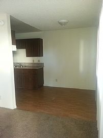 1 Bedroom 1 Bath Large Living Room Air Condition Heater Granite in Las Vegas, NV