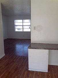 2 Br Convenience and Affordable! in Fort Worth, TX (Photo 3 of 6)