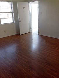 2 Br Convenience and Affordable! in Fort Worth, TX (Photo 4 of 6)