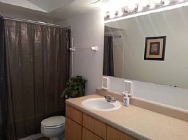Carmel Creek Apartments  in Indianapolis, IN (Photo 4 of 6)