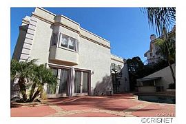 The House Everyone Wants in Chatsworth, CA (Photo 8 of 10)