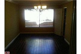 Lovely Home! in Chatsworth, CA (Photo 3 of 9)