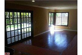 Lovely Home! in Chatsworth, CA (Photo 4 of 9)