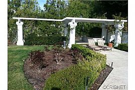 Stunning 6 Bedroom Home with Pool! in Calabasas, CA (Photo 3 of 8)