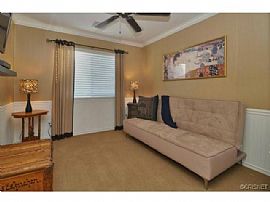 Sweet 3 Bedroom and 2 Bathroom in Calabasas!! in Calabasas, CA (Photo 12 of 12)