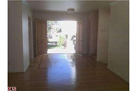 A Lovely Tarzana Home in Tarzana, CA (Photo 10 of 10)