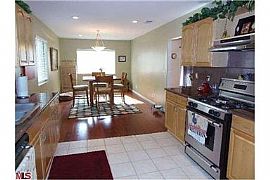 Look at This House in Sherman Oaks, CA (Photo 5 of 10)