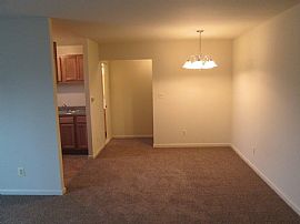100% Renovated 1 Bedroom Apartment Homes in Baltimore, MD (Photo 2 of 12)