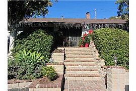 Beautiful Home! in Tujunga, CA (Photo 2 of 10)