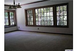 Beautiful Home! in Tujunga, CA (Photo 9 of 10)