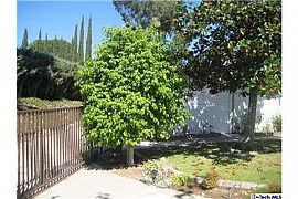 6bedroom House in Tujunga, CA (Photo 3 of 4)