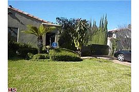 4 Bedroom House  in Beverly Hills, CA