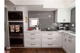 4 Bedroom Beverly Hills Home  in Beverly Hills, CA (Photo 6 of 9)