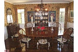 3 Bedroom Beverly Hills Home in Beverly Hills, CA (Photo 4 of 7)