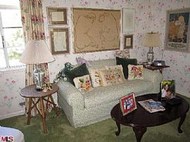 3 Bedroom Beverly Hills Home in Beverly Hills, CA (Photo 7 of 7)