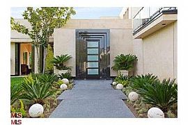 6 Bedroom Beverly Hills House  in Beverly Hills, CA