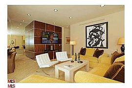 6 Bedroom Beverly Hills House  in Beverly Hills, CA (Photo 3 of 10)