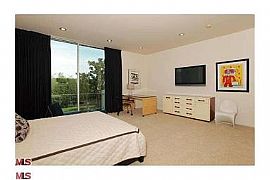 6 Bedroom Beverly Hills House  in Beverly Hills, CA (Photo 8 of 10)