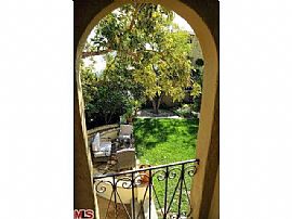 3 Bedroom West Hollywood Home  in West Hollywood, CA (Photo 1 of 7)