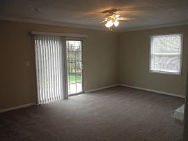 Charming 3 Bedroom 1.5 Bath Bungalow in Dundalk, MD (Photo 5 of 9)