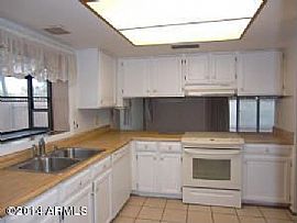 Nice 4br,3ba,Home,2car Garage. Close to Schools, in Chandler, AZ (Photo 4 of 4)