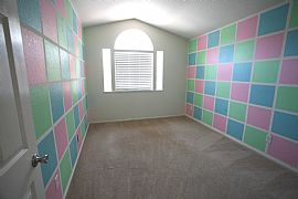  Cathedral Ceiling 4bds 3bths with Lake View in Lake Elsinore, CA (Photo 10 of 12)