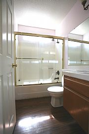  Cathedral Ceiling 4bds 3bths with Lake View in Lake Elsinore, CA (Photo 3 of 12)