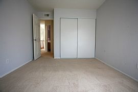  Cathedral Ceiling 4bds 3bths with Lake View in Lake Elsinore, CA (Photo 9 of 12)