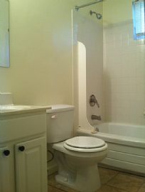 Limited Time! 1 and 2 Bedrooms Available! in Baltimore, MD (Photo 6 of 10)