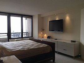 Furnished One Bedroom Condo with Unobstructed Windows in Manhattan, NY (Photo 5 of 7)