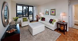  Gorgeous One Bedroom Apartment with Private Balcony in Manhattan, NY (Photo 4 of 6)