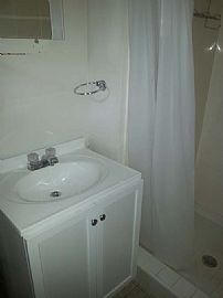 Nice Brick House in Great Location in Winston-Salem, NC (Photo 8 of 11)