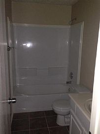 Charming 3 Bedroom 25 Bath  in Houston, TX (Photo 9 of 9)