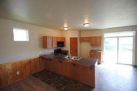 Freshly Updated and Featuring Gorgeous Interiors, This 3 Bdroom in Spanaway, WA (Photo 3 of 12)