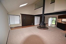 Spacious 3 Bedroom, 2 Bathroom Home in Colorado Springs in Colorado Springs, CO (Photo 4 of 6)