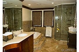 Gorgeous Property in Los Feliz, CA (Photo 7 of 12)