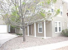 3 Bedroom,  2 Bath. in Santa Fe, NM (Photo 1 of 9)