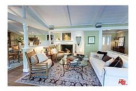Romantic Chic One Story Country Traditional Home For Fine Livin in Encino, CA (Photo 3 of 8)