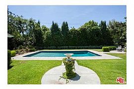 Romantic Chic One Story Country Traditional Home For Fine Livin in Encino, CA (Photo 7 of 8)